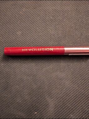 Revolution Red Lip Liner